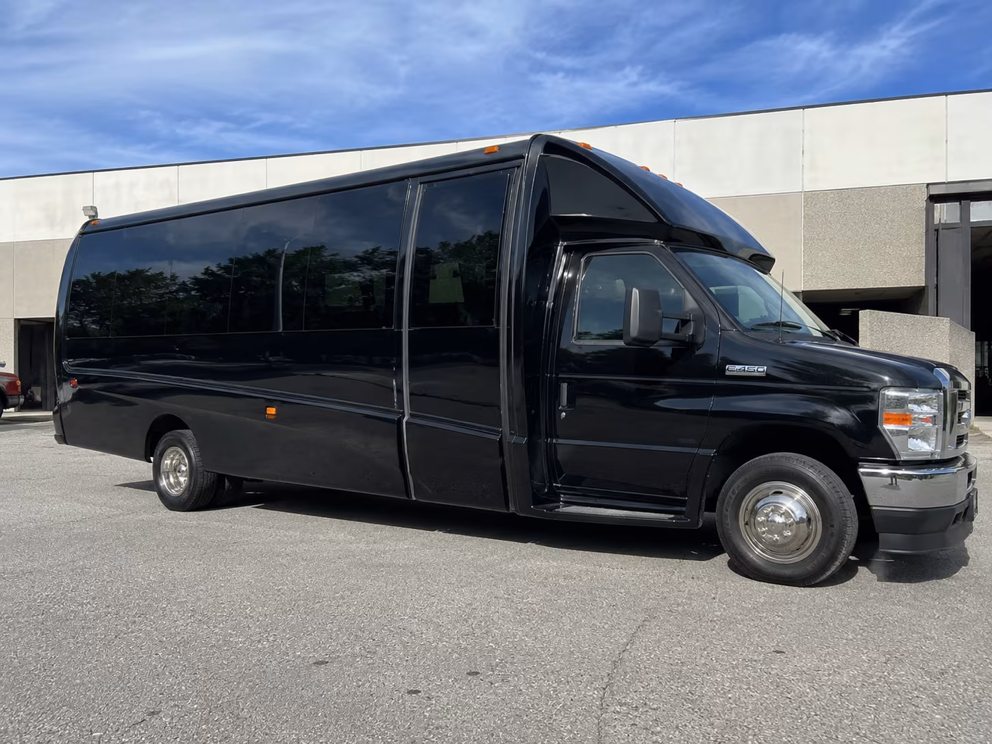 minibus rentals for estate winery day trips to llano estacado and beyond