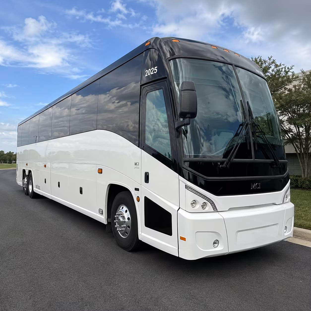 the easiest way to shuttle guests between hotels and your lubbock wedding venue